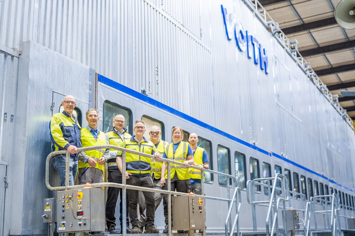V. l. n. r.: Sjon Vrieze (Smurfit Westrock), Richard Horn (Voith Paper), Wouter Lap (Smurfit Westrock), Bas Noldus (Smurfit Westrock), Klaus Meier (Voith Paper), Helga Krieger (Voith Paper) und Tobias Englet (Voith Paper).