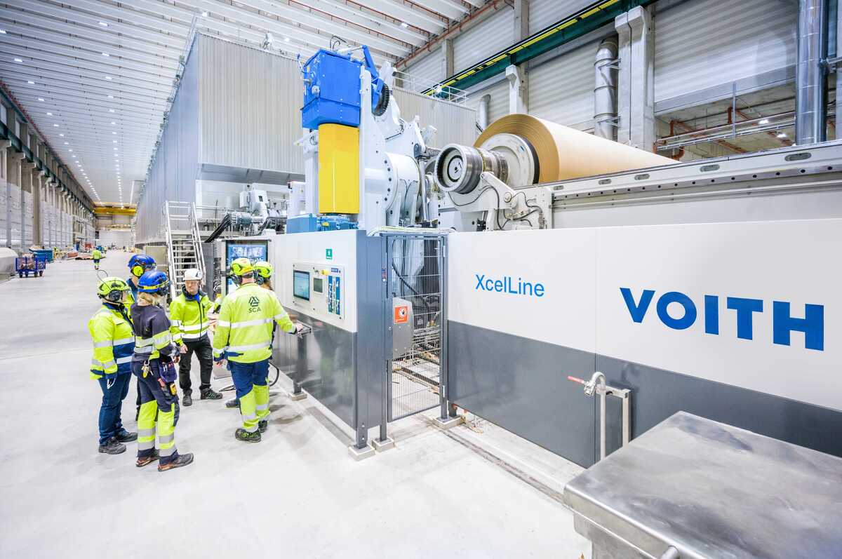 Auch dank der effektiven Inbetriebnahmeschulungen der PapermakingAcademy konnte der Start-up von SCAs PM 2 im schwedischen Obbola im November 2022 erfolgreich durchgef&uuml;hrt werden.