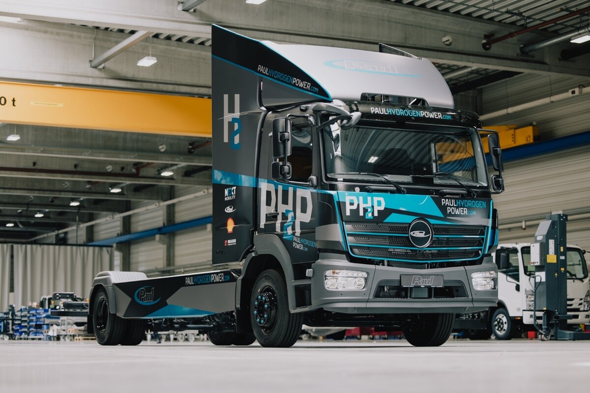 The Voith Electrical Drive System (VEDS) is installed in the first H<sub>2</sub> truck (FCEV) built in Germany.