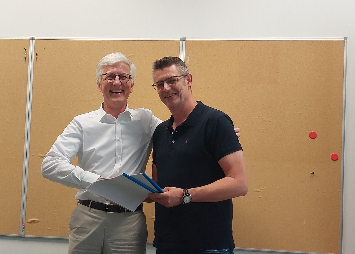 F.l.t.r.: Thomas Elenz, Sales Manager Voith Paper and Stefan Winkelbauer, Production Manager Laakirchen Papier AG.